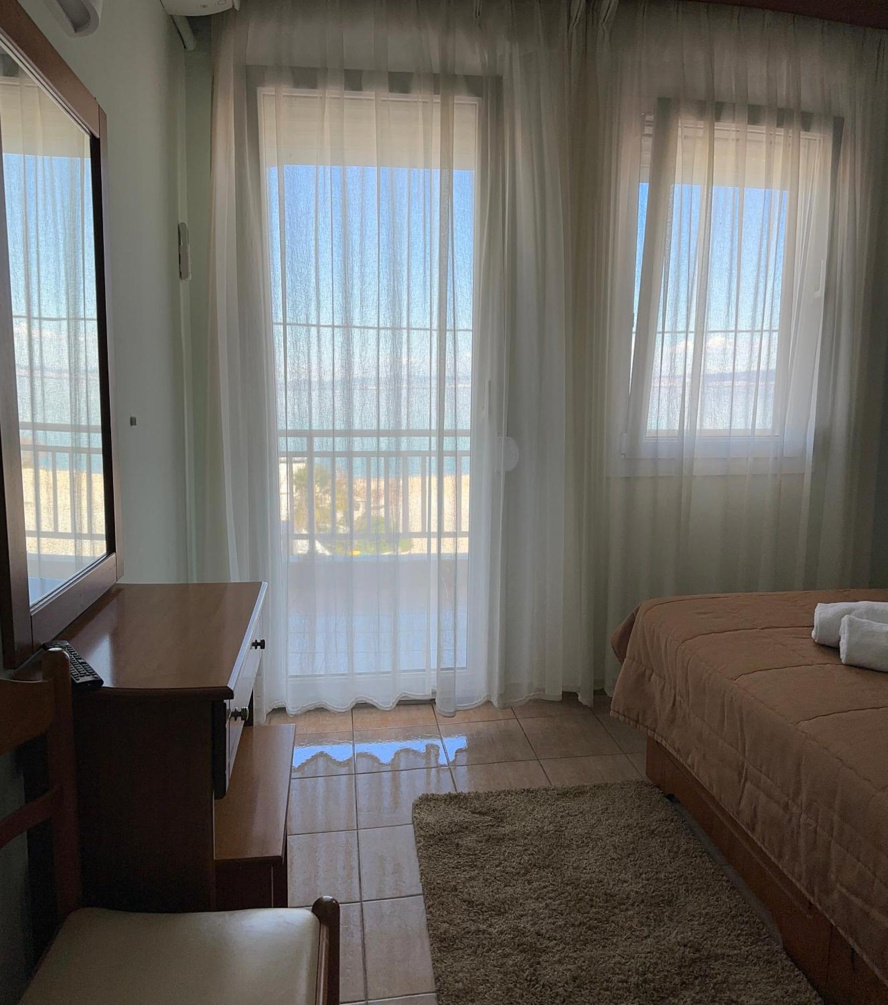 Anemos Hotel Agía Triás Luaran gambar